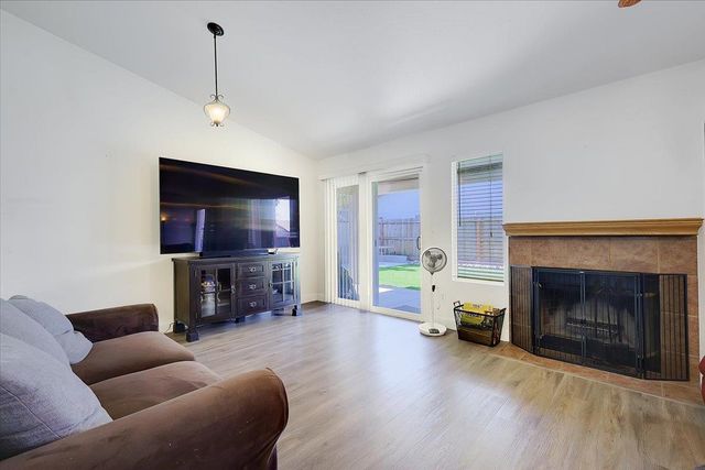 729 Spruce, Wheatland, CA 95692