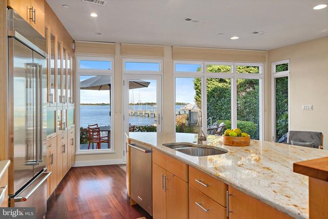 513 HORN POINT DR, Annapolis, MD 21403