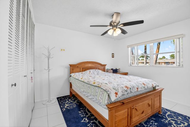2593 W Dudley Drive W F, West Palm Beach, FL 33415