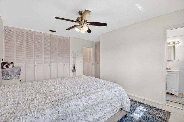 2593 W Dudley Drive W F, West Palm Beach, FL 33415