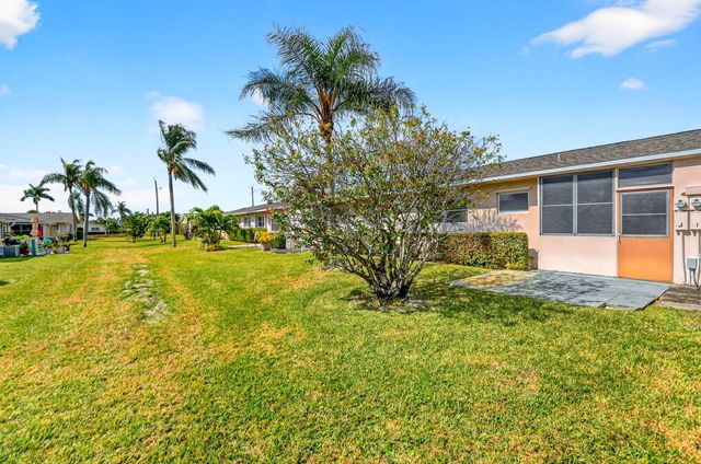 2593 W Dudley Drive W F, West Palm Beach, FL 33415