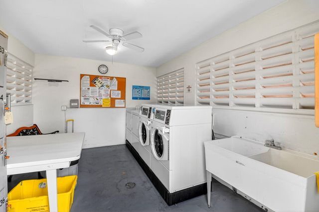 2593 W Dudley Drive W F, West Palm Beach, FL 33415