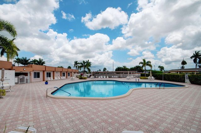 2593 W Dudley Drive W F, West Palm Beach, FL 33415