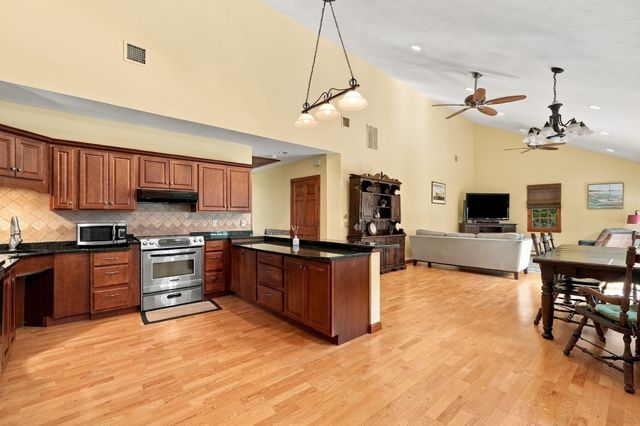 1379 Williams Street, Dighton, MA 02715