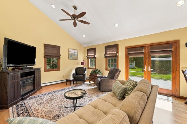 1379 Williams Street, Dighton, MA 02715