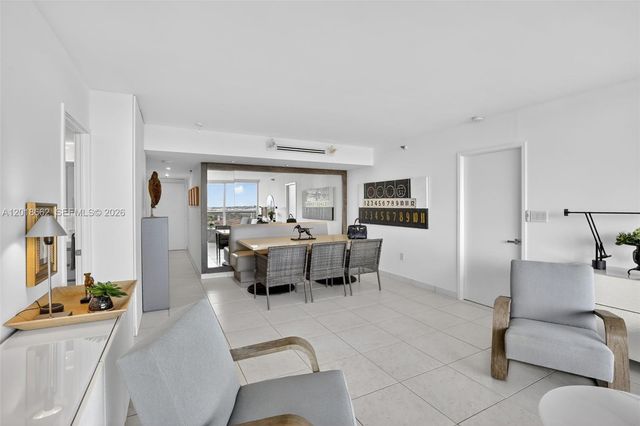 20505 E Country Club Drive 1431, Aventura, FL 33180