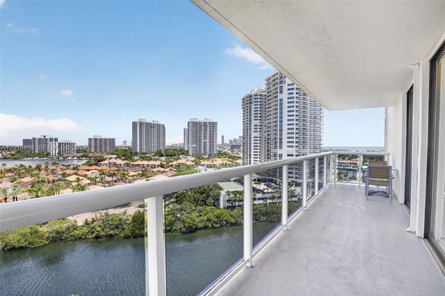 20505 E Country Club Drive 1431, Aventura, FL 33180