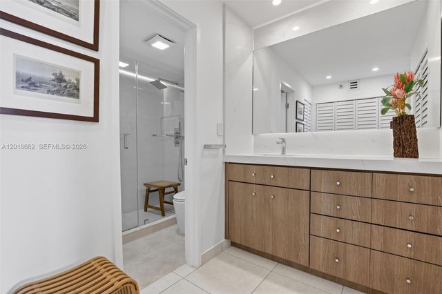 20505 E Country Club Drive 1431, Aventura, FL 33180