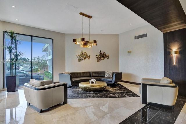 20505 E Country Club Drive 1431, Aventura, FL 33180