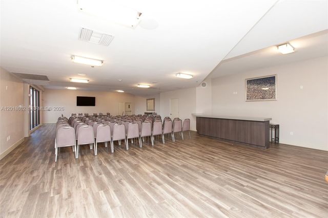20505 E Country Club Drive 1431, Aventura, FL 33180