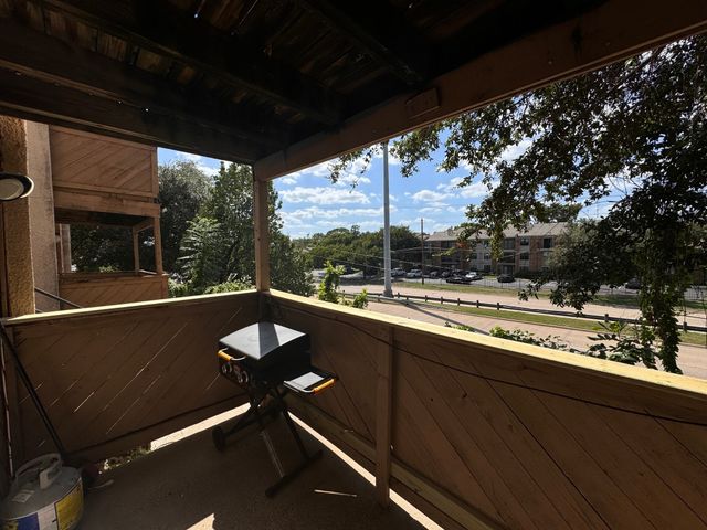 8110 Skillman Street 1059, Dallas, TX 75231