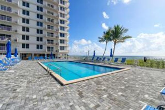 3221 S Ocean Boulevard 608, Highland Beach, FL 33487