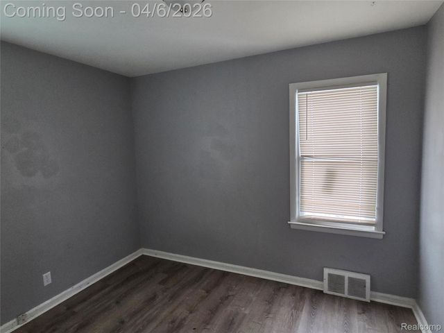 1139 S Bassett Street, Detroit, MI 48217