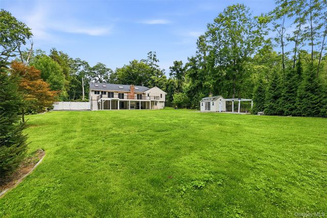 39 Ridge Road, Hartsdale, NY 10530