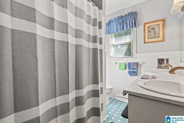 1014 LARKWOOD DRIVE NE, Cullman, AL 35055