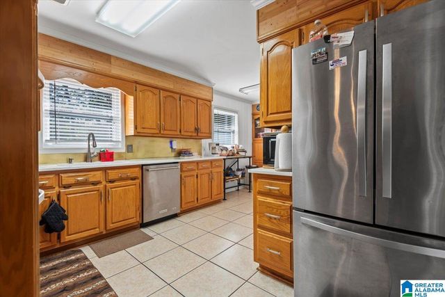 1014 LARKWOOD DRIVE NE, Cullman, AL 35055