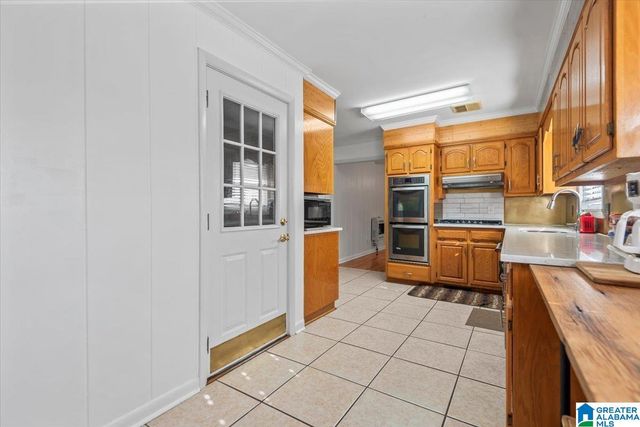 1014 LARKWOOD DRIVE NE, Cullman, AL 35055