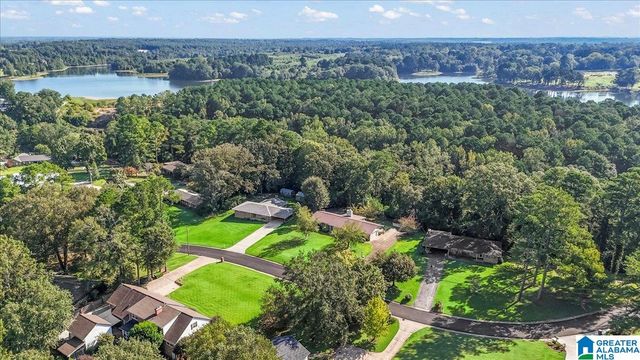 1014 LARKWOOD DRIVE NE, Cullman, AL 35055