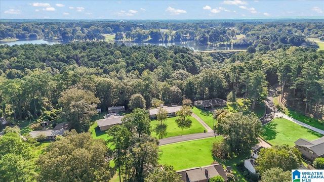1014 LARKWOOD DRIVE NE, Cullman, AL 35055