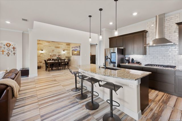 41 W Mariposa Parkway, Boerne, TX 78006