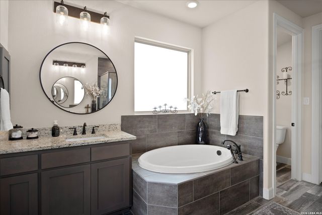 41 W Mariposa Parkway, Boerne, TX 78006