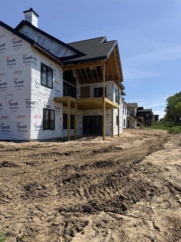 1304 Moll Drive, Waunakee, WI 53597