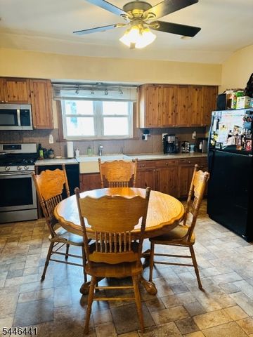 1210 Ringwood Ave, Wanaque Boro, NJ 07420