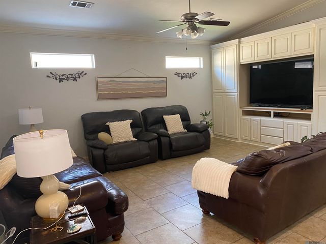 40025 Wigeon Ct, Gonzales, LA 70737