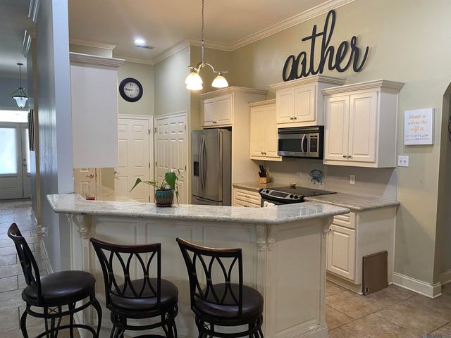 40025 Wigeon Ct, Gonzales, LA 70737