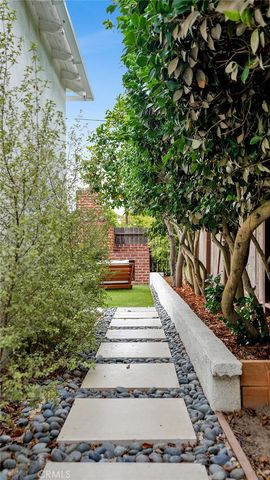 292 Monrovia, Long Beach, CA 90803