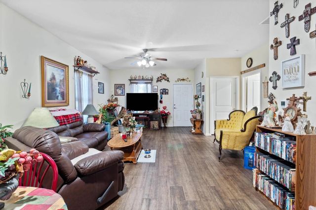 266 Joyce Street S, Brookeland, TX 75931