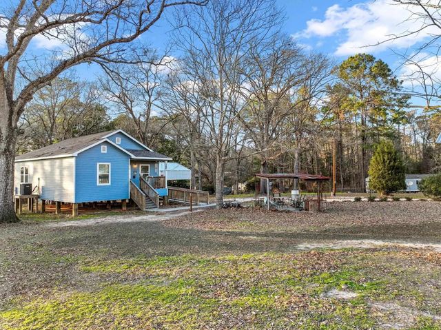 266 Joyce Street S, Brookeland, TX 75931