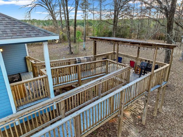 266 Joyce Street S, Brookeland, TX 75931