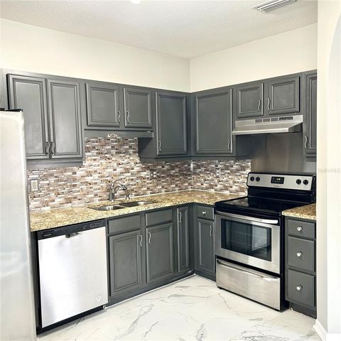 504 MAPLE POINTE DRIVE, Seffner, FL 33584