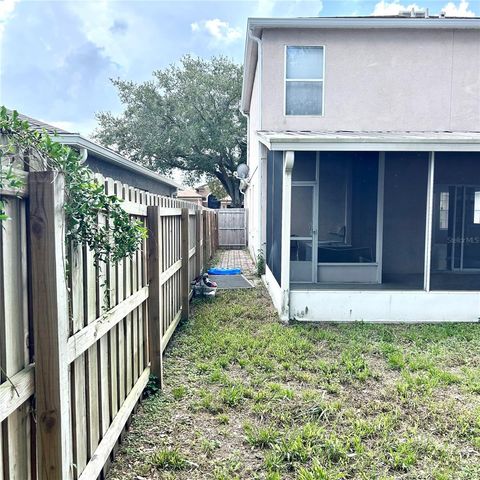 504 MAPLE POINTE DRIVE, Seffner, FL 33584