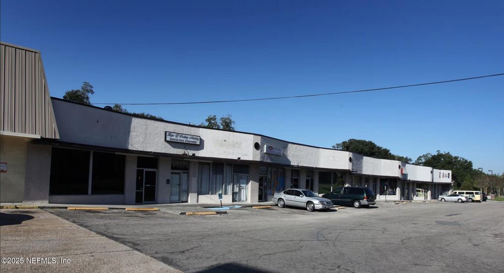 8120 LEM TURNER Road, Jacksonville, FL 32208