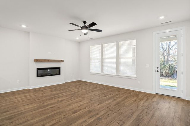 3518 Winterfell Drive, Murfreesboro, TN 37129