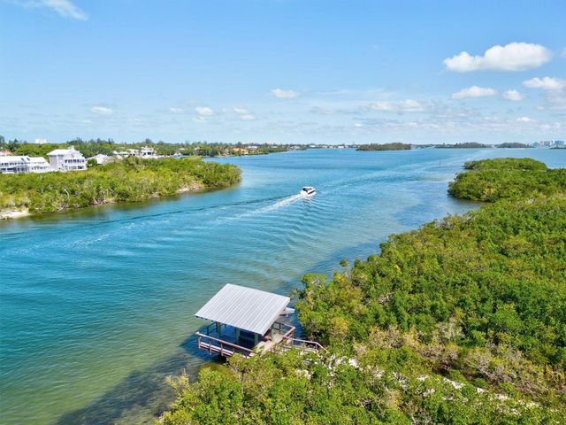 1648 STARLING DRIVE 202, Sarasota, FL 34231