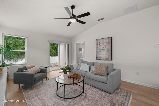 7736 MEADOW WALK Lane, Jacksonville, FL 32256