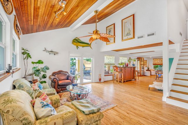 894 Ellen Drive, Key Largo, FL 33037