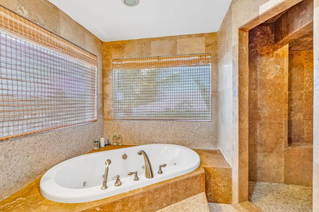 894 Ellen Drive, Key Largo, FL 33037