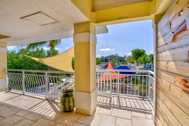 894 Ellen Drive, Key Largo, FL 33037