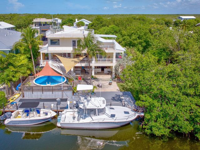 894 Ellen Drive, Key Largo, FL 33037