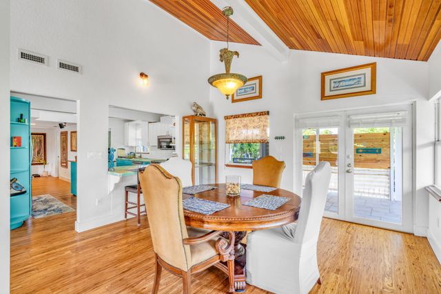 894 Ellen Drive, Key Largo, FL 33037