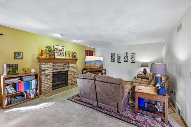 2832 Marledge Street, Fitchburg, WI 53711