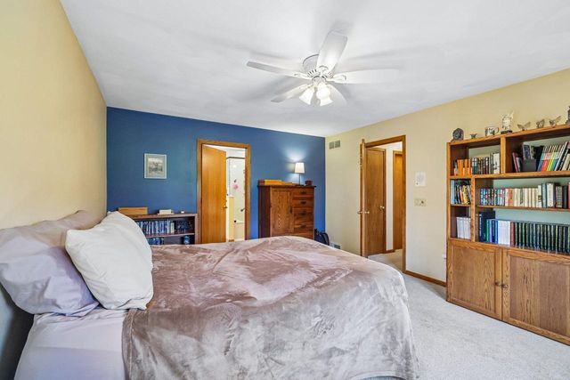 2832 Marledge Street, Fitchburg, WI 53711