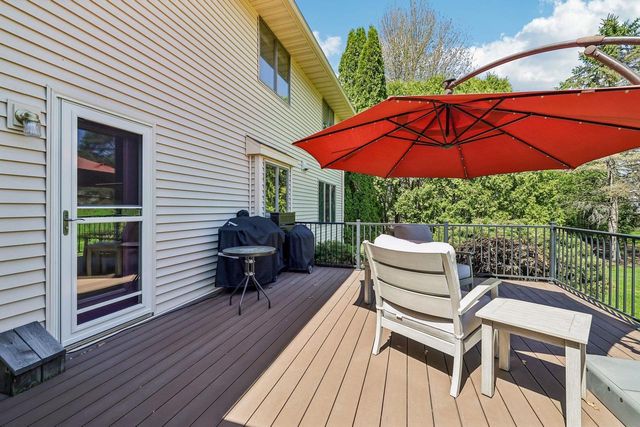 2832 Marledge Street, Fitchburg, WI 53711