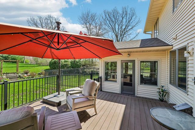 2832 Marledge Street, Fitchburg, WI 53711