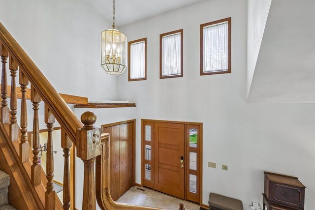 2832 Marledge Street, Fitchburg, WI 53711