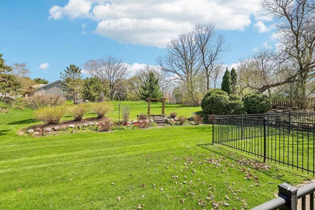 2832 Marledge Street, Fitchburg, WI 53711
